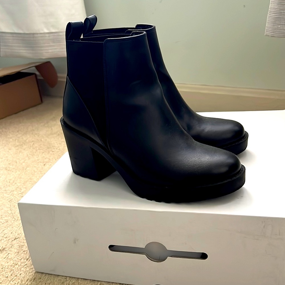 H&M ankle booties